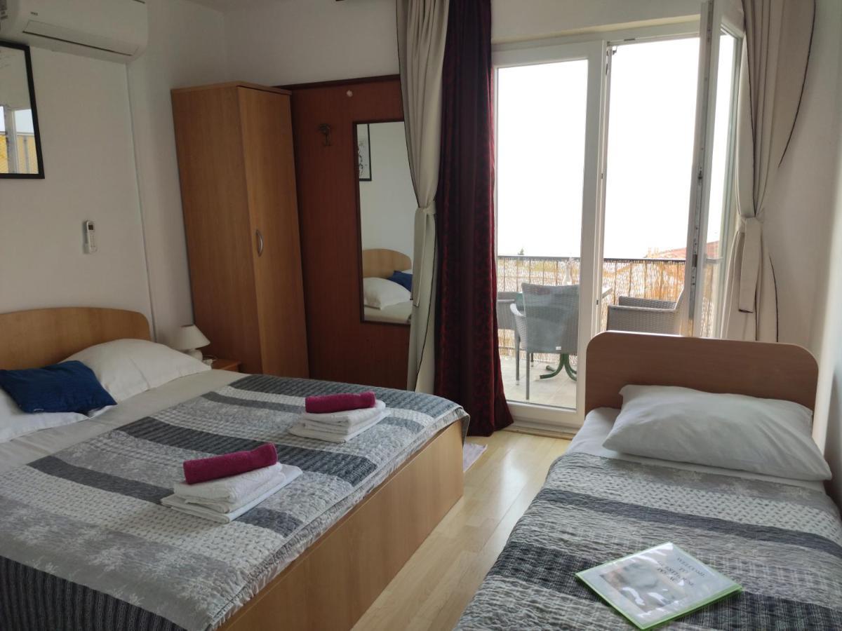 Guesthouse Podaca Bagian luar foto