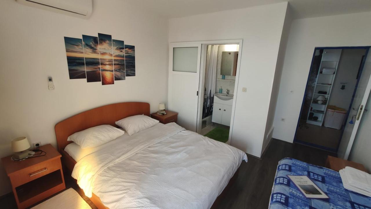 Guesthouse Podaca Bagian luar foto
